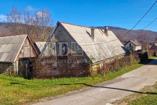 1762767711 krasno polje zemljiste s kucom i dva objekta 6