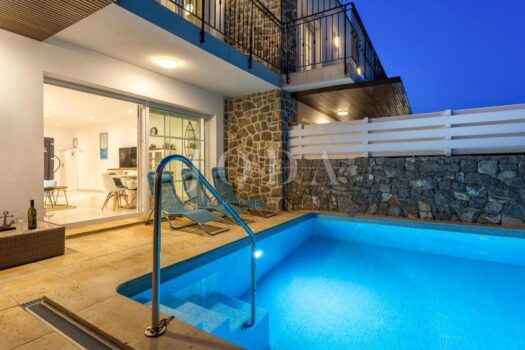 1762784708 2076659494 541365 0