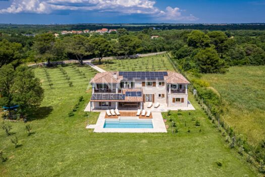 Istrien, Pula - Luxusvilla mit Pool und Grundstück, Langzeitmiete! 1762809616 dji 0464