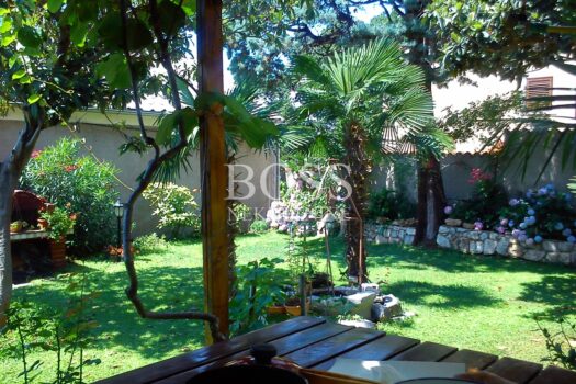 1762941280 43 view to garden