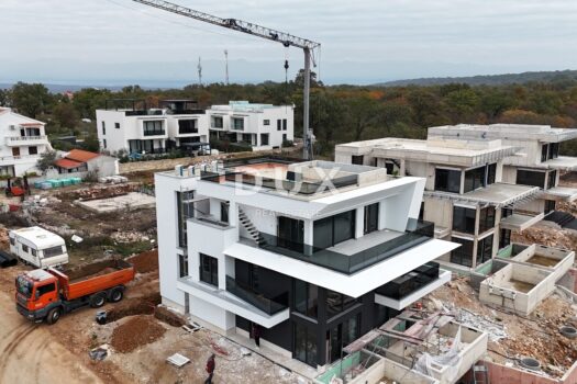 1763118508 9d22bd61 865d 464d a22d baa69f098920