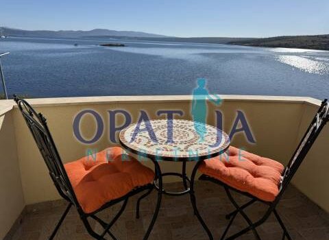 1763121340 thumb 1761818781 img 1372 1600x1200