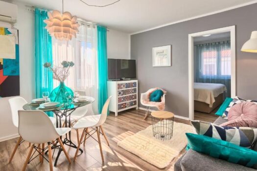 1763142420 255719076