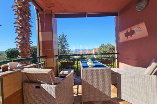 1763396835 905961611 631372 0