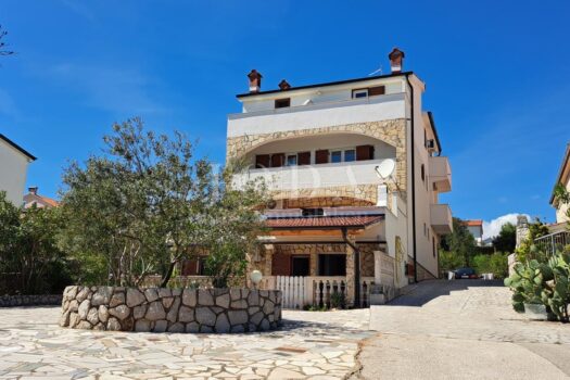 1763410254 494782443 405636 0