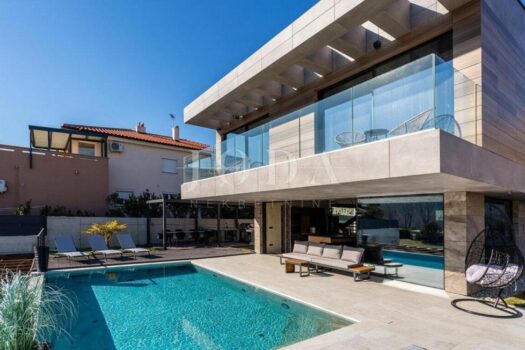 1763420201 1201709085 421253 0