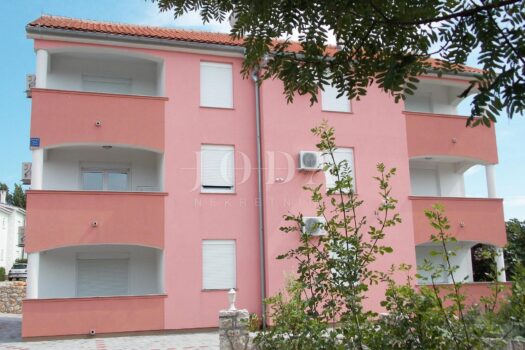 1763744163 1974614227 140087 0