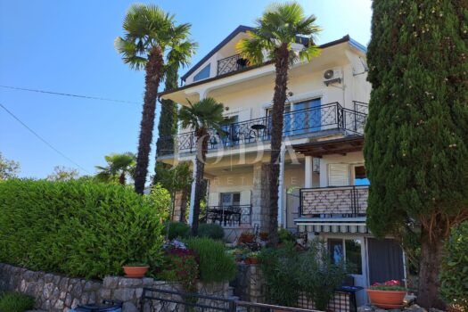 Schönes Haus mit mehreren Wohneinheiten und Meerblick, Insel Krk 1763917776 1901699055 421252 0