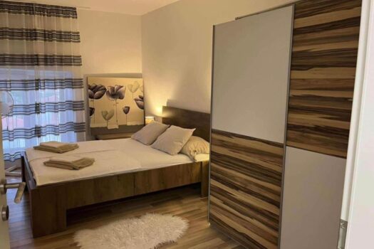 1764077413 thumbnail 4