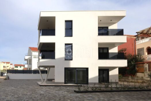 1764169732 img 1194 1