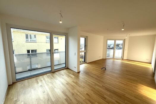 17hTIiNBnTgMQUO10KWvef