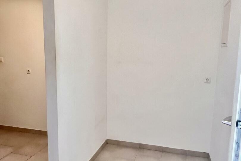 Vorraum - Abstellnische / Stauraum