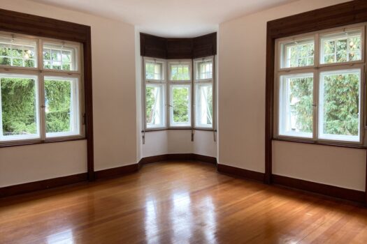 1Lojlb8NInhOwaKKPHFv6N