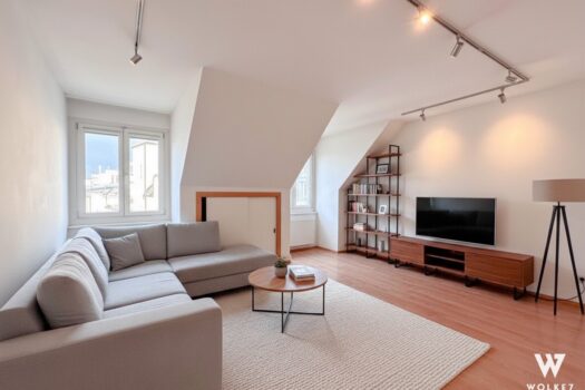 1dXKLGkt5OY6G07Br9twnI 1