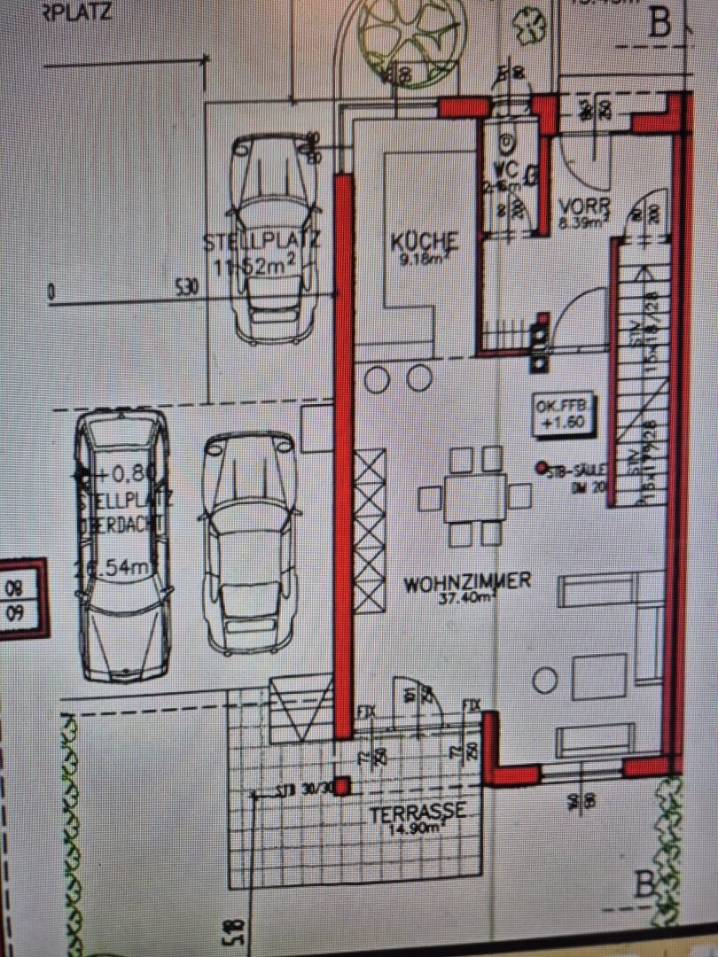 Erdgeschoß mit Terrasse,Garten und Autoabstellplätze