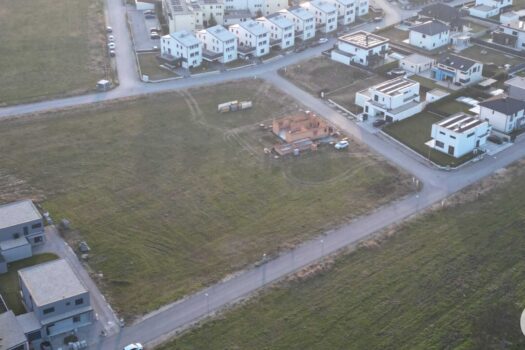 Baugrundstück in schöner Lage von Strasshof ! 2YdA20Eb121vxEZ63ccmAq