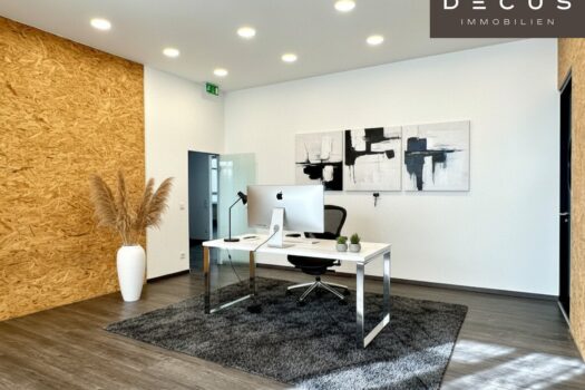 2qSVcFYN2kQP5MLgVmnGsw