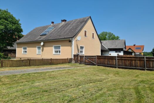 2tYX2LdujDMy8r7YcqNDO3