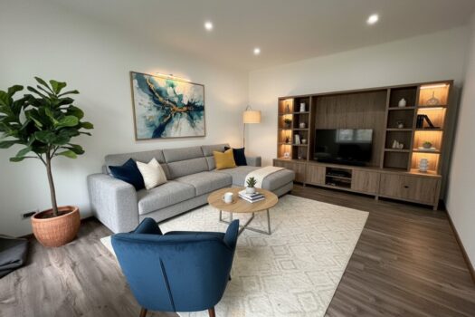 30pR1fECOMyoeYr8uRQ07L