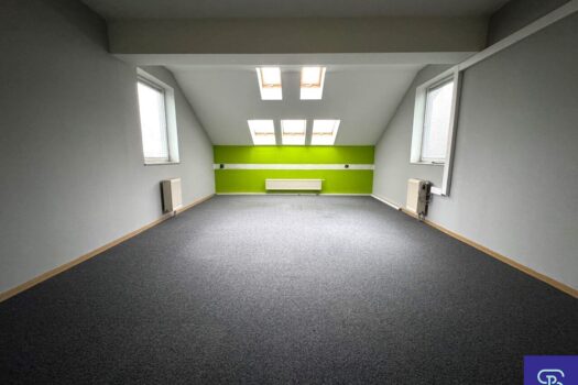 3Ay0BARwz5930PzUXcdBHA