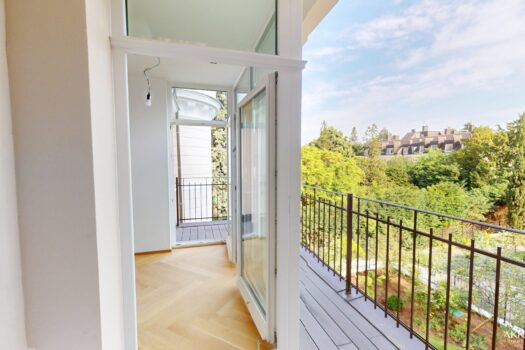 Großzügiger Altbau I 2 Balkone I Revitalisierte Jugendstilvilla 3LVeBVPkSBmH4Mbip4KyJH