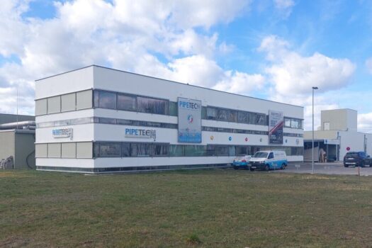 3gbeWnuZBpQ79WnMBR0DaI