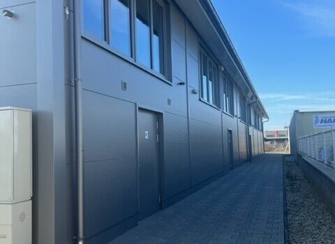 Neuwertiges Hochregallager in Strasshof: 224m² für 10€/m² – Top Lage, 2 Stellplätze! 3p4Jgm8dUPxBkUT8MyEX9J