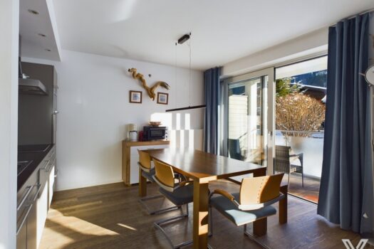 3sitFox1HTD7LHX53HcyZC