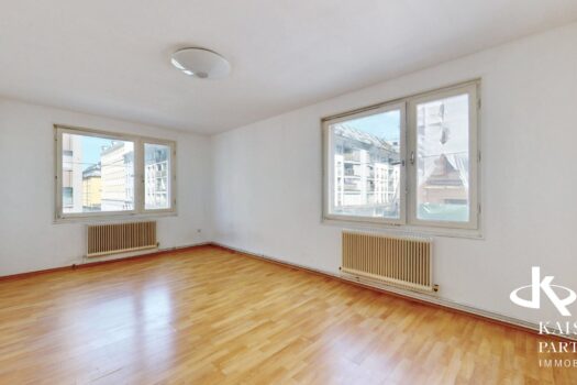 Sehr helle 2-Zimmer-Wohnung, getrennt begehbar! Zimmer 1