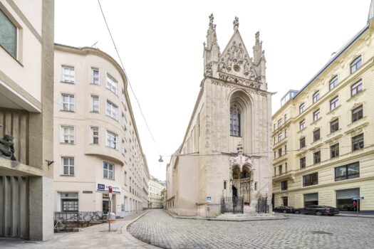 4DNnGLknWMX81c2X9cmovk 4