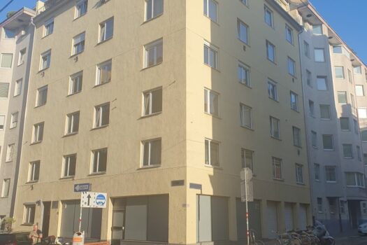 Erstbezug | Top sanierte 3 Zimmer Wohnung in sehr guter Lage! Wohnung - NESTOR Immobilien