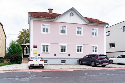 4Ksgk4SljVHrVmEb7UsPLX