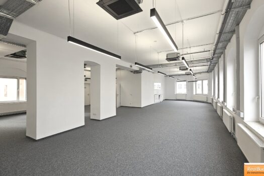 4YT7TAs82hfBSOkl06qFi9