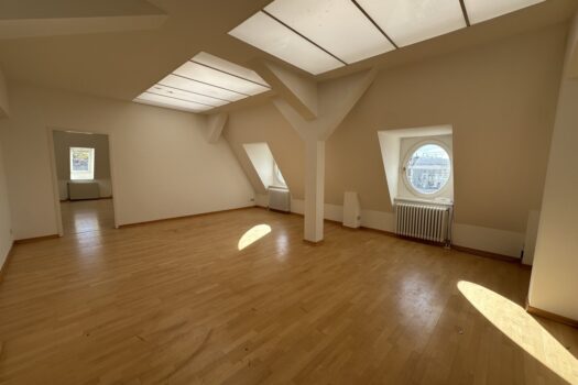 4l9UqmCDQjYDWdcEJjM5Nb