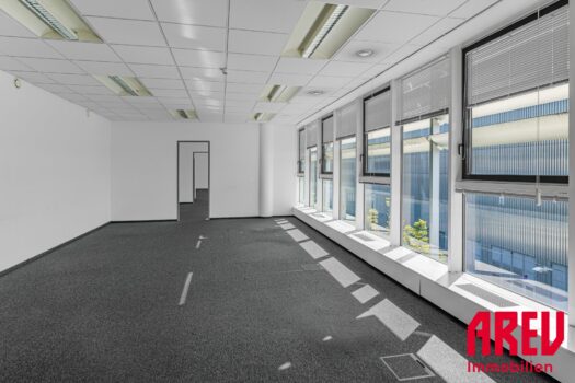 4r7EvErQSVikCmfztZfmZh