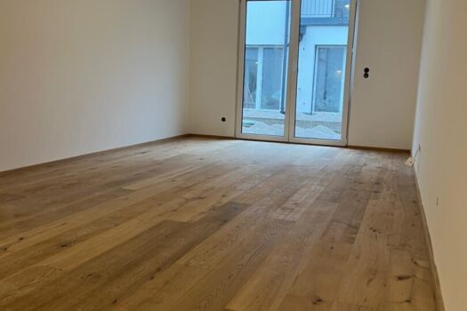 5EUcOkd4mRdZLQerXSTooj