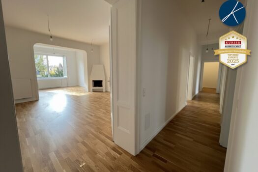 Beste Lage U4 Hietzing: ERSTBEZUG nach erstklassiger Generalsanierung! *Traumhafte Altbau-Wohnung mit 2 Balkonen* Wohnsalon, Parkett, 42 m² + Gang (2.Vorzimmer)