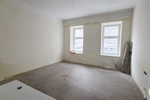 5UnWBetkWjAZWoGRRTJ1W4 1