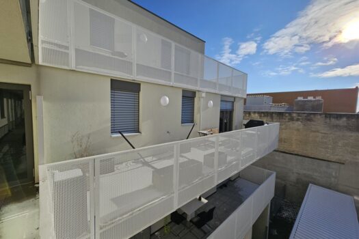 5YcDIQmKdVo1show7IMPz8