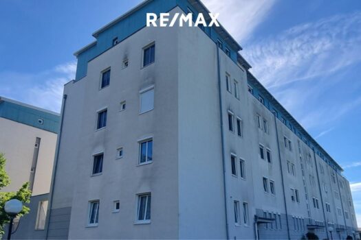 69vunJPyJWELwLnZYbd9na