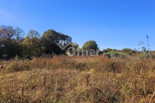 Nähe Malinska, schönes Baugrundstück in ruhiger Lage 6RIoDEnqK4B8CYKDtup2uM