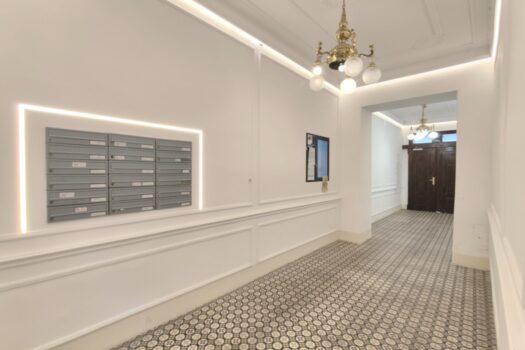 734JFpr5SbqdMCifPjXPJy