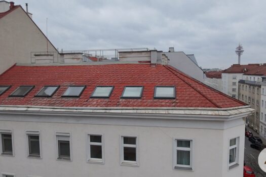 Leistbare Dachgeschoßwohnung 500 m zum Reumannplatz 74gXbNcJurjcndVSYCgEd4