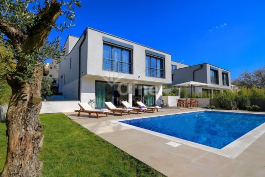 7FAr5I8XHoDD7NWCm2IImc