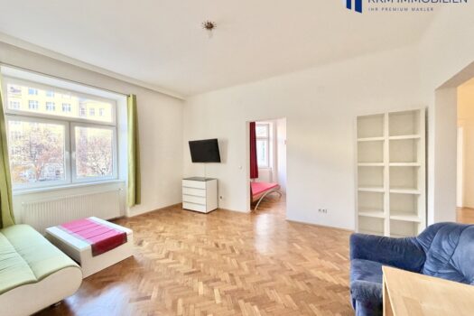 Zentrale 2-Zimmer-Wohnung in Ruhelage Wohnzimmer