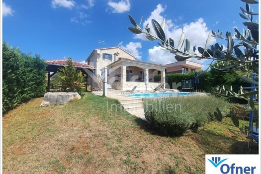 Villa zu verkaufen bei Poreč, Istrien 7J2R8pAMzsPHMw02ksugVq