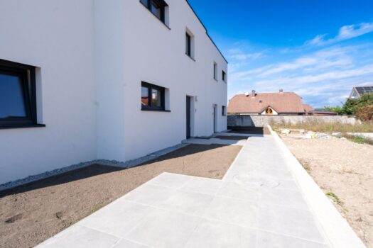 7d5HQYyjCY2mAdNeJNq6XJ