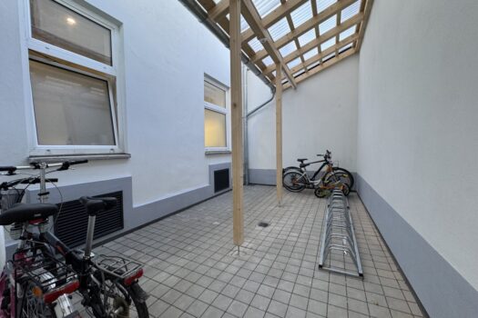 FC1YAW5Sy6sm1PhWr9ak8 5