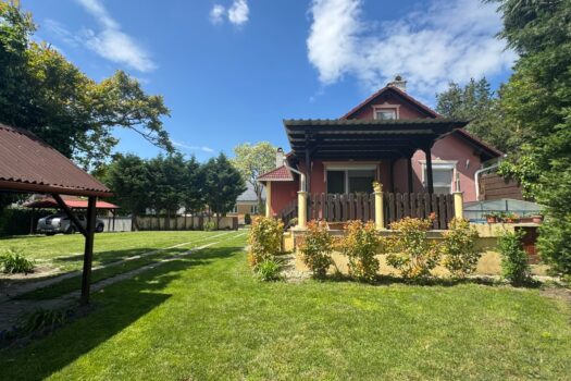 dBTxxqecg3So8JKX4aZLY 1