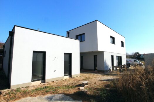 p5gdplR33HksSyxESEInU 1